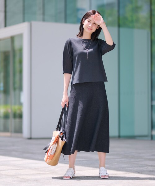 INDIVI（インディヴィ）の「【洗える／和紙混素材／SETUP可能】フレアスカート（スカート・レディース・チャコールグレー/ナチュラル/グリーン系・40/38/36/05/15 /13/19）」の11枚目の写真