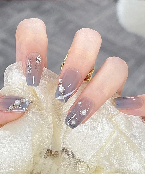 Lace Ladies(レースレディース)の「パール ラメ バレリーナ ネイルチップ セット(ネイルシール/ネイルチップ・レディース・グレー・FREE)」の2枚目の写真