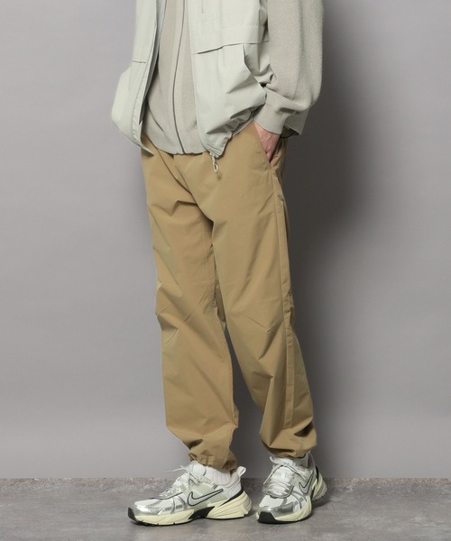 BAYFLOW（ベイフロー）の「クライミングスリムテーパードパンツ（その他パンツ・メンズ・ブラック/カーキ/ベージュ・LARGE/MEDIUM）」の3枚目の写真