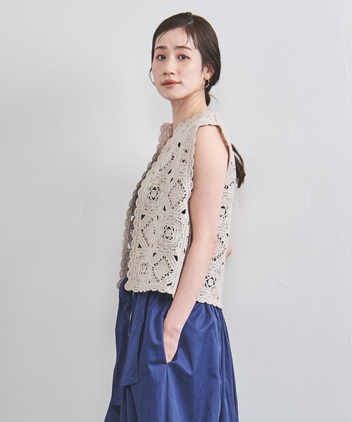 UNITED ARROWS エンブロイダリー ビーズ ニットベスト　ネイビー UNITED ARROWS｜クロッシー エンブロイダリー ニットベスト