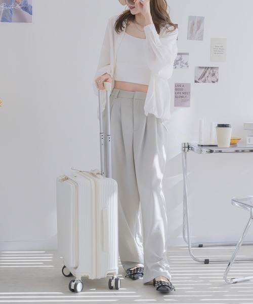 RU.TI.LE(ルチル)の「【RU.TI.LE】カットジョーゼットタックワイドパンツ(その他パンツ・レディース・ライトグレー/ブラック/グレー・MEDIUM/LARGE)」の17枚目の写真