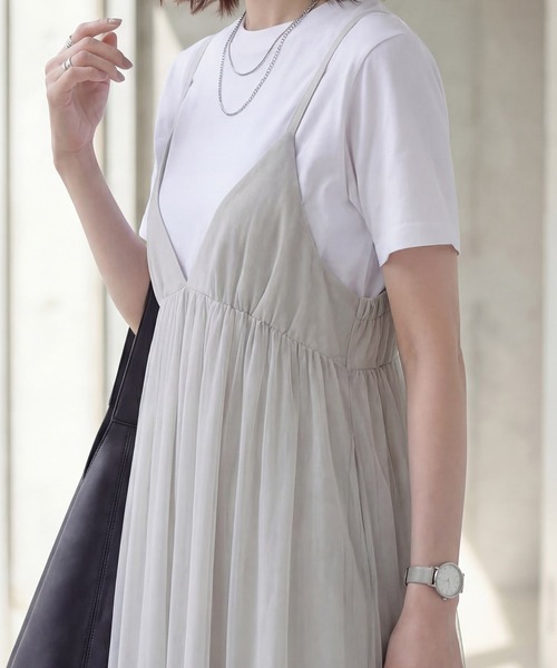 STYLE DELI(スタイルデリ)の「【LUXE】チュールギャザーキャミ型ワンピース(ワンピース・レディース・ブラック/ライトグレー/ブラウン・FREE)」の8枚目の写真