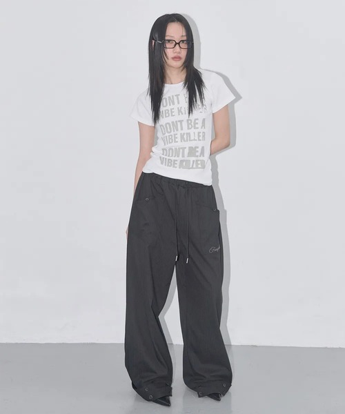 FANCY CLUB（ファンシークラブ）の「A'GEM/9 × .kom 『 FANCY CLUB/ファンシークラブ』 CLASSIC BUTTON BANDING SLACKS/クラシックボタン バンディングスラックス（スラックス・レディース・チャコールグレー/ブラック・FREE）」の3枚目の写真