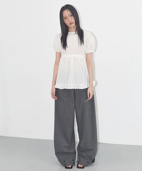FANCY CLUB（ファンシークラブ）の「A'GEM/9 × .kom 『 FANCY CLUB/ファンシークラブ』 CLASSIC BUTTON BANDING SLACKS/クラシックボタン バンディングスラックス（スラックス・レディース・チャコールグレー/ブラック・FREE）」の6枚目の写真