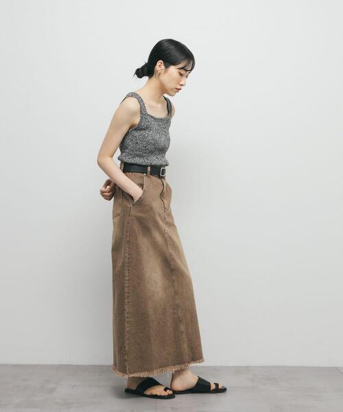 KBF（ケイビーエフ）の「バックスリットデニムスカート（スカート・レディース・ライトブルー/ブルー系その他/ブラウン・ONE）」の13枚目の写真