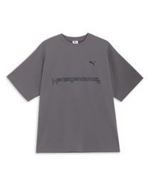 PUMA WARDROBE ESS+ GRAPHIC SS TEE(プーマ ワードローブ ESS+ グラフィック 半袖 Tシャツ)