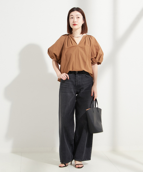 journal standard L'essage(ジャーナルスタンダードレサージュ)の「ギャザースリーブブラウス(シャツ/ブラウス・レディース・ホワイト/ブラック/キャメル・FREE)」の14枚目の写真