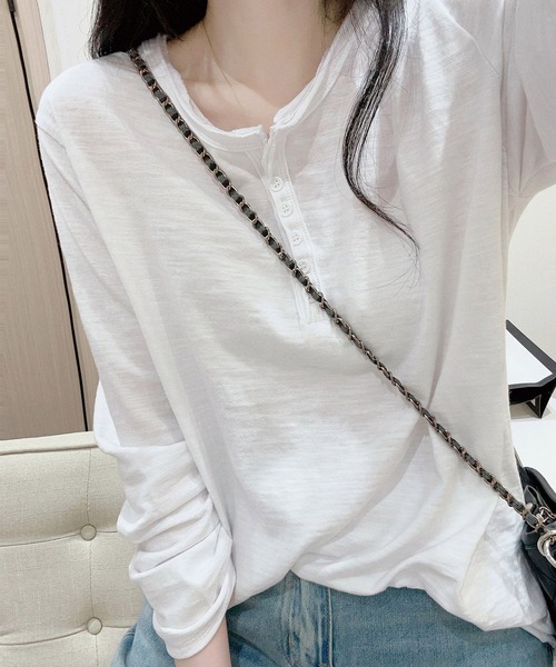 aimoha(アイモハ)の「ヘンリーネック長袖Tシャツ(Tシャツ/カットソー・レディース・ネイビー/ホワイト/ブラック/ワインレッド・MEDIUM/LARGE)」の7枚目の写真