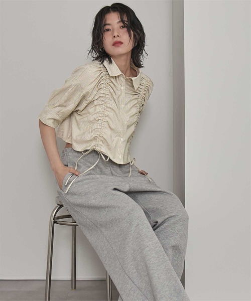 miette(ミエット)の「フロントシャーリング5分袖シャツ(シャツ/ブラウス・レディース・ライトブルー/オフホワイト/イエロー・FREE)」の18枚目の写真