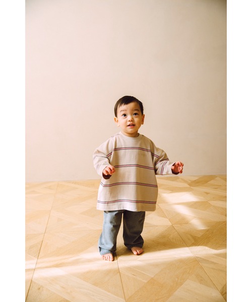 ooju（オージュ）の「【ooju】ペンシルボーダーロングTシャツ（Tシャツ/カットソー・キッズ・ベージュ/グリーン/チャコール・3/4/2/1）」の8枚目の写真