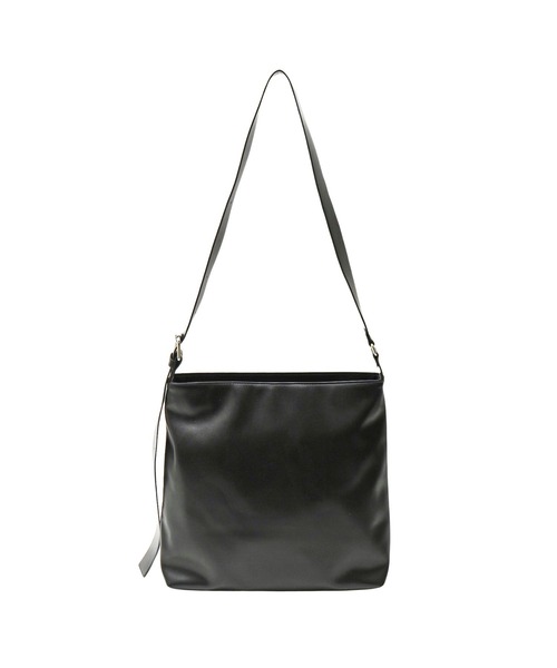 MILKFED.(ミルクフェド)の「SOLID SHOULDER BAG(ショルダーバッグ・レディース・シルバー/ブラック/ブラウン・ONE SIZE)」の8枚目の写真