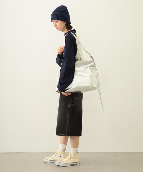 MILKFED.(ミルクフェド)の「SOLID SHOULDER BAG(ショルダーバッグ・レディース・シルバー/ブラック/ブラウン・ONE SIZE)」の20枚目の写真