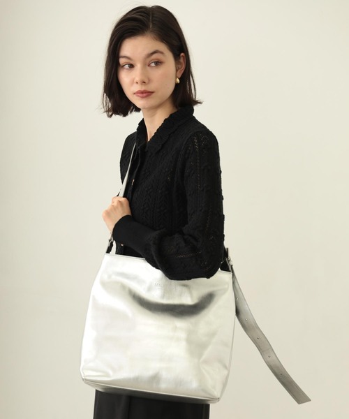 MILKFED.(ミルクフェド)の「SOLID SHOULDER BAG(ショルダーバッグ・レディース・シルバー/ブラック/ブラウン・ONE SIZE)」の14枚目の写真