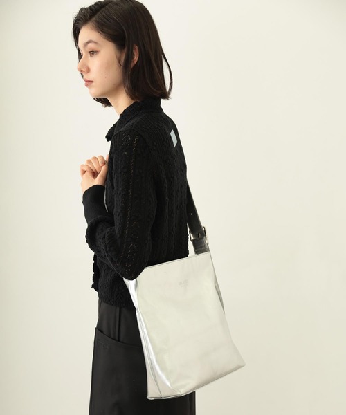 MILKFED.(ミルクフェド)の「SOLID SHOULDER BAG(ショルダーバッグ・レディース・シルバー/ブラック/ブラウン・ONE SIZE)」の16枚目の写真