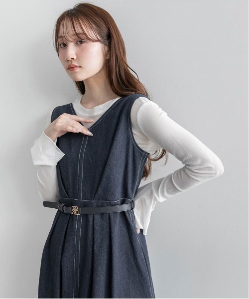 RANDA(ランダ)の「タックフレアデニムワンピース(ワンピース・レディース・ブルー/インディゴブルー・0/1)」の13枚目の写真