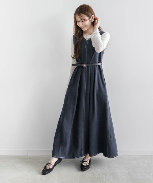 RANDA(ランダ)の「タックフレアデニムワンピース(ワンピース・レディース・ブルー/インディゴブルー・0/1)」の19枚目の写真