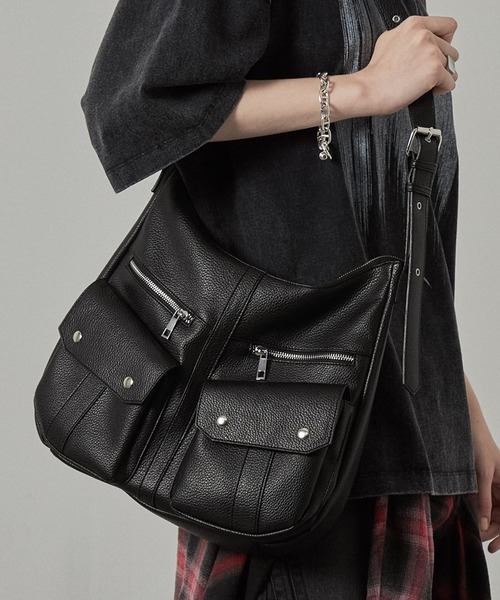 Alfred Alex(アルフレッドアレックス)の「【Alfred Alex】マルチポケットZIPショルダーバッグ(ショルダーバッグ・メンズ・ブロンズ/ブラック・FREE)」の19枚目の写真
