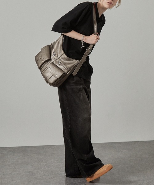 Alex ショルダーバック ショルダーバッグ 「Alfred Alex」マルチポケットZIPショルダー