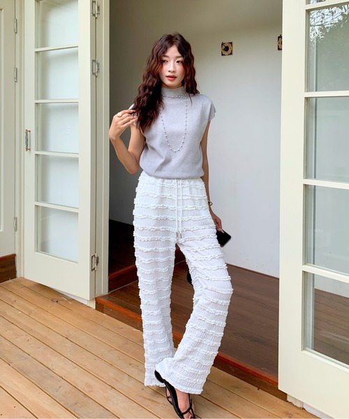 everycoco(エブリーココ)の「フリルレースワイドストレートパンツ(その他パンツ・レディース・ブルー/ホワイト/ブラック・M/L)」の4枚目の写真