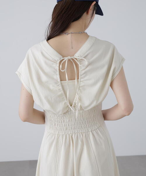 FREE'S MART（フリーズマート）の「【3サイズ展開XS-M】ウエストシェイプ配色ステッチワンピース【低身長サイズ有】（ワンピース・レディース・ホワイト/ブラウン/ブルー/ブラック・X-SMALL/MEDIUM/SMALL）」の19枚目の写真