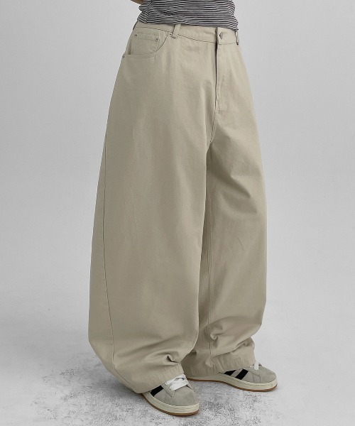 BLACKUP（ブラックアップ）の「[MADE] バックポイントカーブコットンワイドパンツ（その他パンツ・レディース・ライトベージュ/ブラック・SMALL/LARGE/MEDIUM）」の2枚目の写真