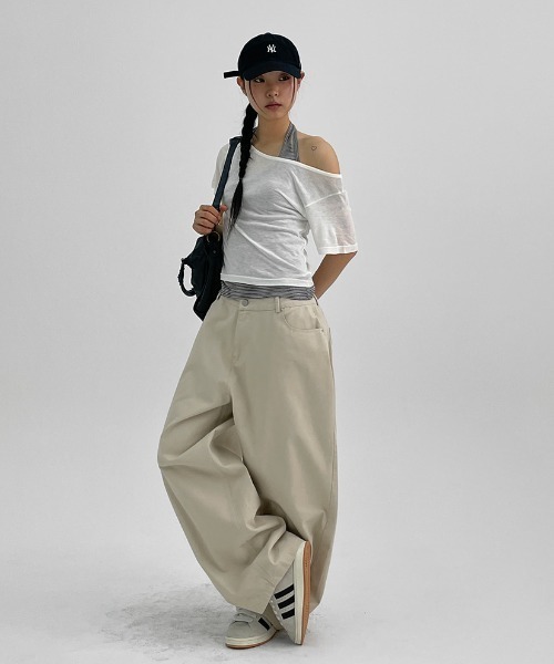 BLACKUP（ブラックアップ）の「[MADE] バックポイントカーブコットンワイドパンツ（その他パンツ・レディース・ライトベージュ/ブラック・SMALL/LARGE/MEDIUM）」の3枚目の写真