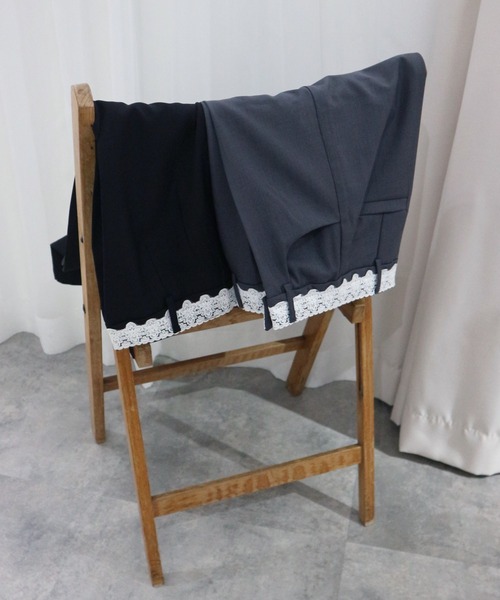 JilLA(ジルア)の「Waist Lace Straight slacks / ウエストレースストレートスラックス(スラックス・レディース・グレー/ブラック・M/S)」の3枚目の写真