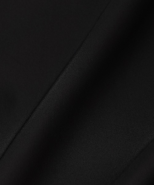 CINOH（チノ）の「SUPIMA C/PE/PU SHORT SHIRT（シャツ/ブラウス・レディース・ブラック・36）」の5枚目の写真
