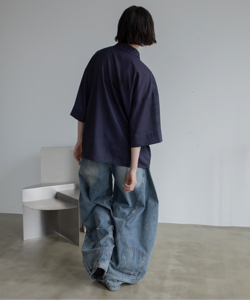 VACANCY(ヴァカンシー)の「オリジナルタロット風アート柄オーバーシャツ/SETUP(シャツ/ブラウス・レディース・ネイビー/アイボリー・FREE)」の9枚目の写真