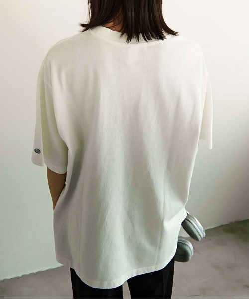Disney(ディズニー)の「『DISCUS/ディスカス×DISNEY/ディズニー』半袖TEE(Tシャツ/カットソー・レディース・ブラック系1/ブラック系2/ホワイト系2/ホワイト系1・L/M)」の12枚目の写真