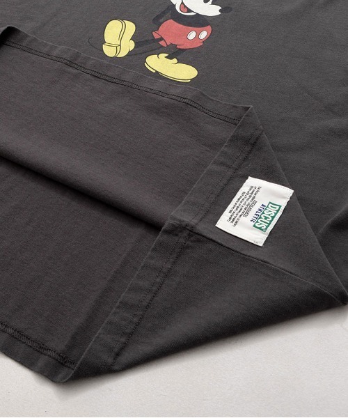 Disney(ディズニー)の「『DISCUS/ディスカス×DISNEY/ディズニー』半袖TEE(Tシャツ/カットソー・レディース・ブラック系1/ブラック系2/ホワイト系2/ホワイト系1・L/M)」の7枚目の写真