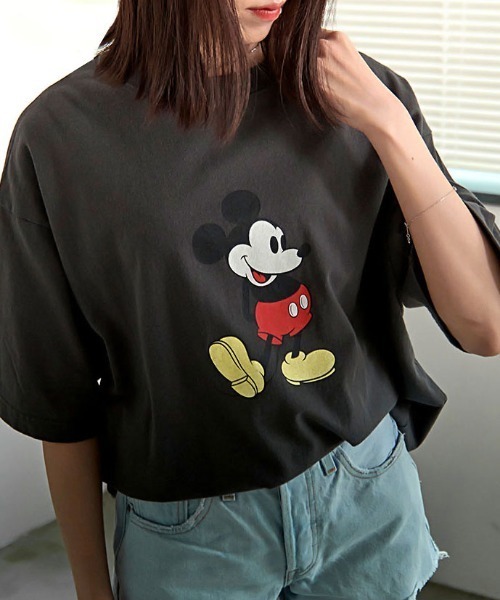 Disney(ディズニー)の「『DISCUS/ディスカス×DISNEY/ディズニー』半袖TEE(Tシャツ/カットソー・レディース・ブラック系1/ブラック系2/ホワイト系2/ホワイト系1・L/M)」の8枚目の写真