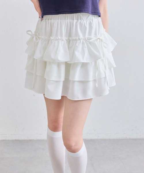 OLIVE des OLIVE（オリーブデオリーブ）の「リボン付きぷりぷりミニスカート（スカート・レディース・ブラック/ブラウン/オフホワイト・FREE）」の2枚目の写真