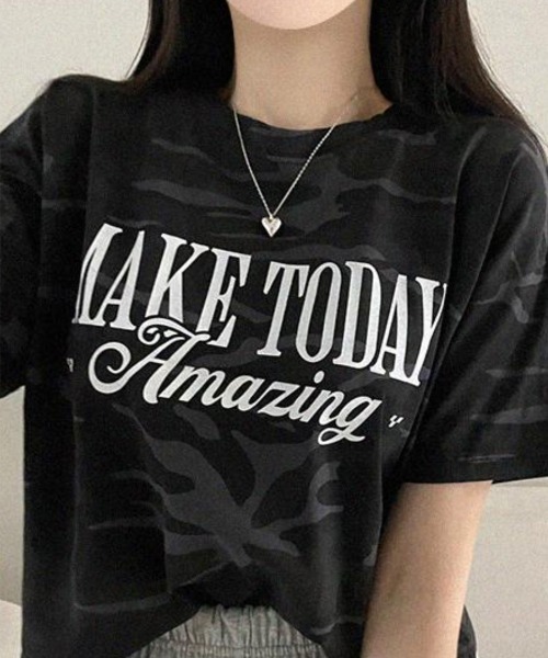 NANAHACHI(ナナハチ)の「カモフラ クロップド 半袖Tシャツ(Tシャツ/カットソー・レディース・カーキ/チャコールグレー・FREE)」の6枚目の写真