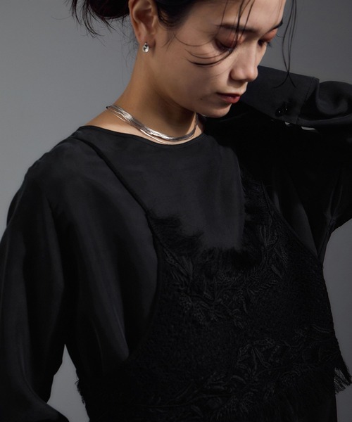 SALON adam et rope'（サロン アダム エ ロペ）の「[25AW]GENTLE SILK ロングスリーブプルオーバー【セットアップ対応・洗える】（シャツ/ブラウス・レディース・ブラック/ブラウン系その他2/ピンク系その他2・FREE）」の2枚目の写真