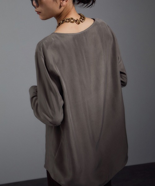 SALON adam et rope'（サロン アダム エ ロペ）の「[25AW]GENTLE SILK ロングスリーブプルオーバー【セットアップ対応・洗える】（シャツ/ブラウス・レディース・ブラック/ブラウン系その他2/ピンク系その他2・FREE）」の14枚目の写真