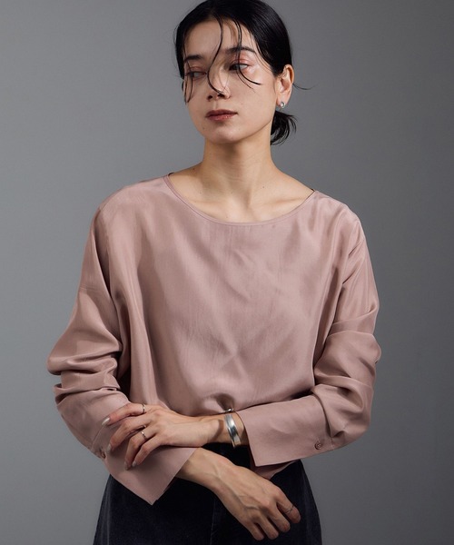 SALON adam et rope'（サロン アダム エ ロペ）の「[25AW]GENTLE SILK ロングスリーブプルオーバー【セットアップ対応・洗える】（シャツ/ブラウス・レディース・ブラック/ブラウン系その他2/ピンク系その他2・FREE）」の16枚目の写真