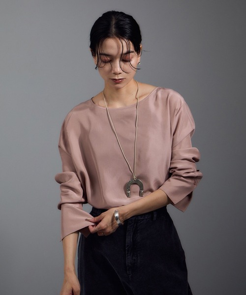 SALON adam et rope'（サロン アダム エ ロペ）の「[25AW]GENTLE SILK ロングスリーブプルオーバー【セットアップ対応・洗える】（シャツ/ブラウス・レディース・ブラック/ブラウン系その他2/ピンク系その他2・FREE）」の17枚目の写真