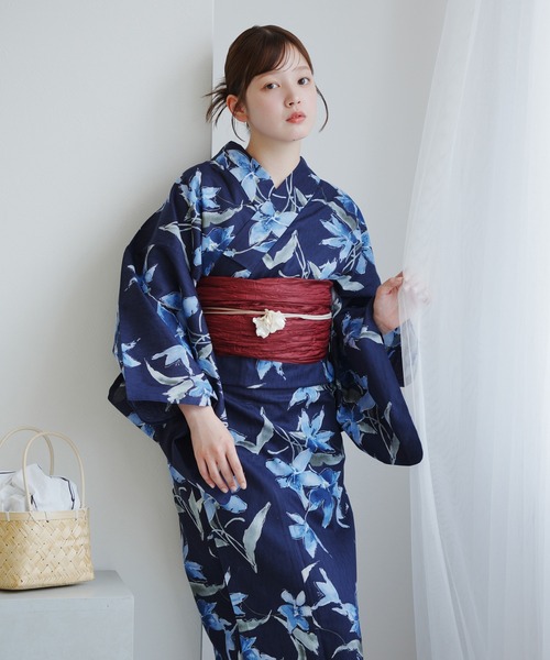 本当に信頼出来る店 浴衣3点セット 紺地に揺れるブルーの花（浴衣）｜utatane 着物・浴衣・和小物