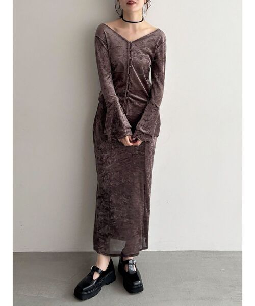 LAGUNAMOON（ラグナムーン）の「2WAYシアーメッシュベロアトップス（Tシャツ/カットソー・レディース・アイボリー/ブラック/グリーン/ブラウン・FREE）」の11枚目の写真