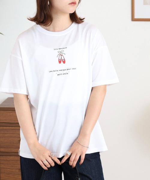 BRODIAEA(ブローディア)の「BRODIAEA バレエシューズ半袖Tシャツ(Tシャツ/カットソー・レディース・ライム/ベージュ/オフホワイト/ネイビー・40)」の6枚目の写真