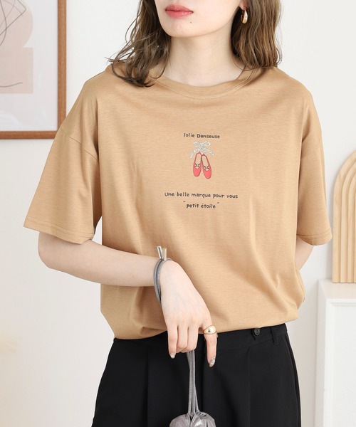 BRODIAEA(ブローディア)の「BRODIAEA バレエシューズ半袖Tシャツ(Tシャツ/カットソー・レディース・ライム/ベージュ/オフホワイト/ネイビー・40)」の9枚目の写真