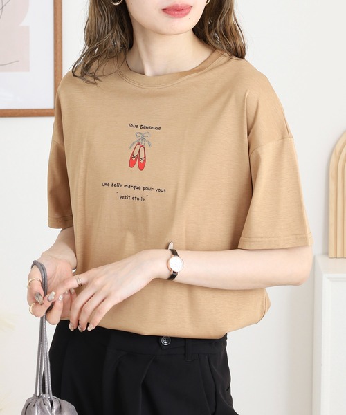BRODIAEA(ブローディア)の「BRODIAEA バレエシューズ半袖Tシャツ(Tシャツ/カットソー・レディース・ライム/ベージュ/オフホワイト/ネイビー・40)」の11枚目の写真