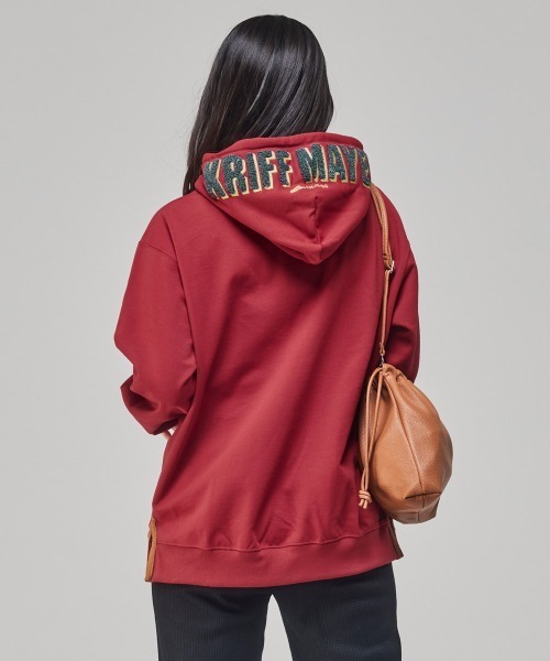 KRIFF MAYER Lady's Collection（クリフメイヤーレディースコレクション）の「【乾きやすい】サガラ刺繍裏起毛パーカー(フードロゴ)（スウェット・レディース・ブラウン/ナチュラル/パープル/ベージュ/チャコール/カラフル/グリーン/レッド・LARGE/MEDIUM）」の7枚目の写真