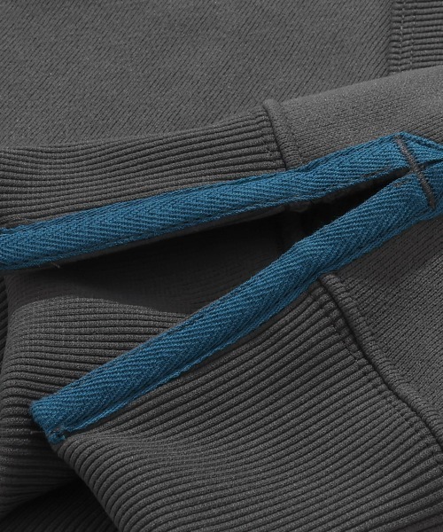 KRIFF MAYER Lady's Collection（クリフメイヤーレディースコレクション）の「【乾きやすい】サガラ刺繍裏起毛パーカー(フードロゴ)（スウェット・レディース・ブラウン/ナチュラル/パープル/ベージュ/チャコール/カラフル/グリーン/レッド・LARGE/MEDIUM）」の21枚目の写真