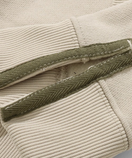 KRIFF MAYER Lady's Collection（クリフメイヤーレディースコレクション）の「【乾きやすい】サガラ刺繍裏起毛パーカー(フードロゴ)（スウェット・レディース・ブラウン/ナチュラル/パープル/ベージュ/チャコール/カラフル/グリーン/レッド・LARGE/MEDIUM）」の19枚目の写真