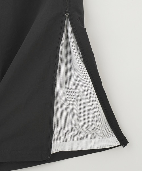 PUMA(プーマ)の「PUMA WMNS DARE TO RELAXED WOVEN ZIPOFF PANT OP 631913(その他パンツ・メンズ・ブラック・S)」の7枚目の写真