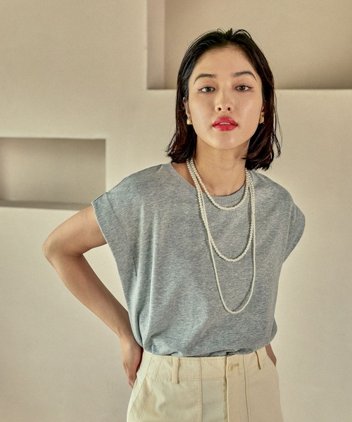 LEPSIM(レプシィム)の「ライト裏毛ノースリーブ 571374(Tシャツ/カットソー・レディース・ライトブルー/ブラック/グレイッシュベージュ・FREE)」の20枚目の写真