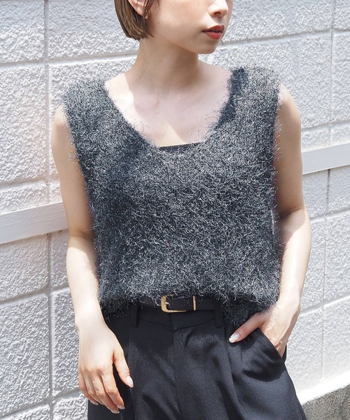 tiptop（ティップトップ）の「ラメフェザー2wayベスト（ベスト・レディース・グレー/チャコールグレー/アイボリー・FREE）」の3枚目の写真
