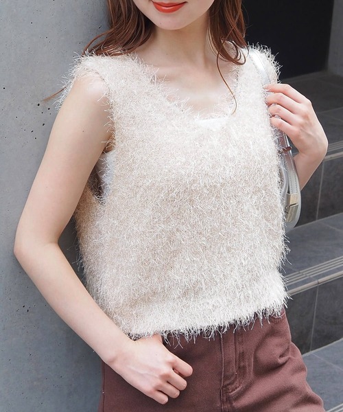 tiptop（ティップトップ）の「ラメフェザー2wayベスト（ベスト・レディース・グレー/チャコールグレー/アイボリー・FREE）」の2枚目の写真